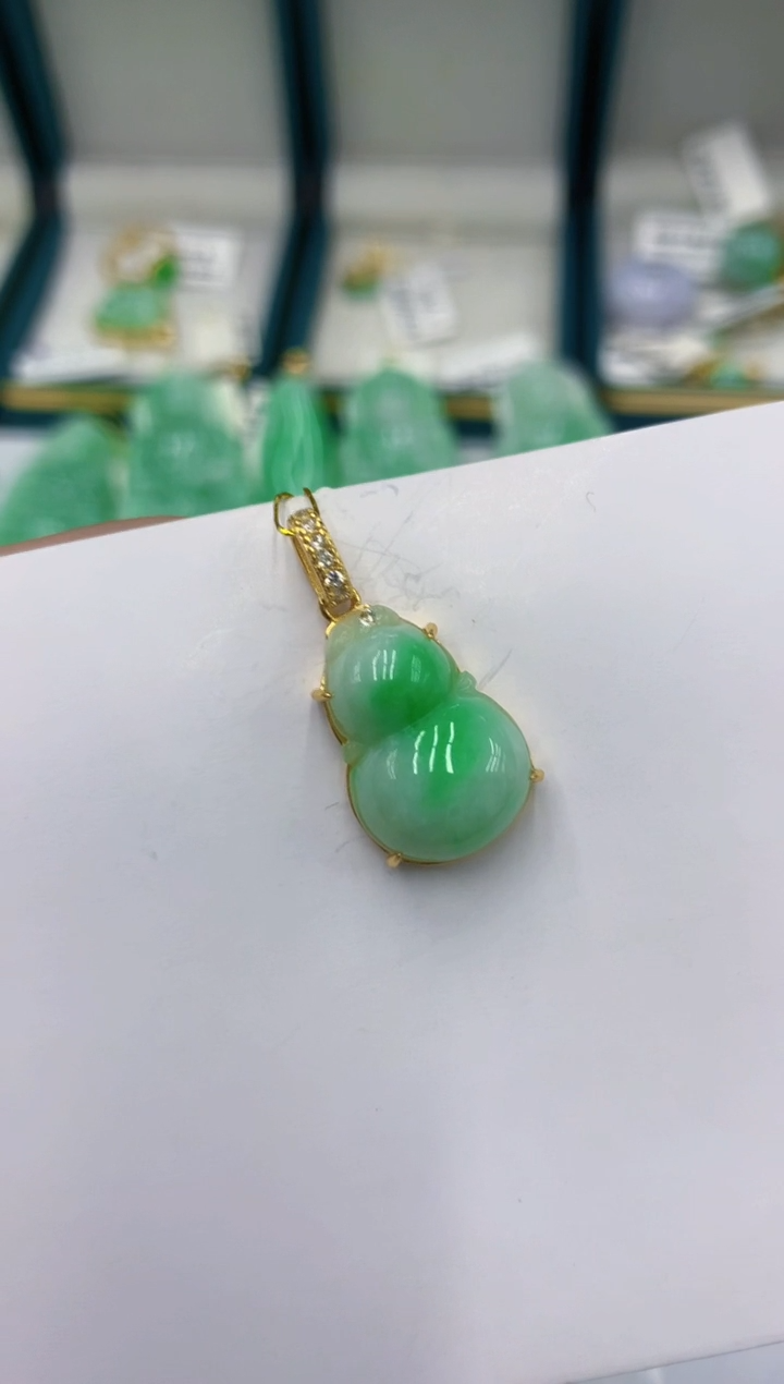 未镶嵌挂件翡翠缅甸翡翠A货