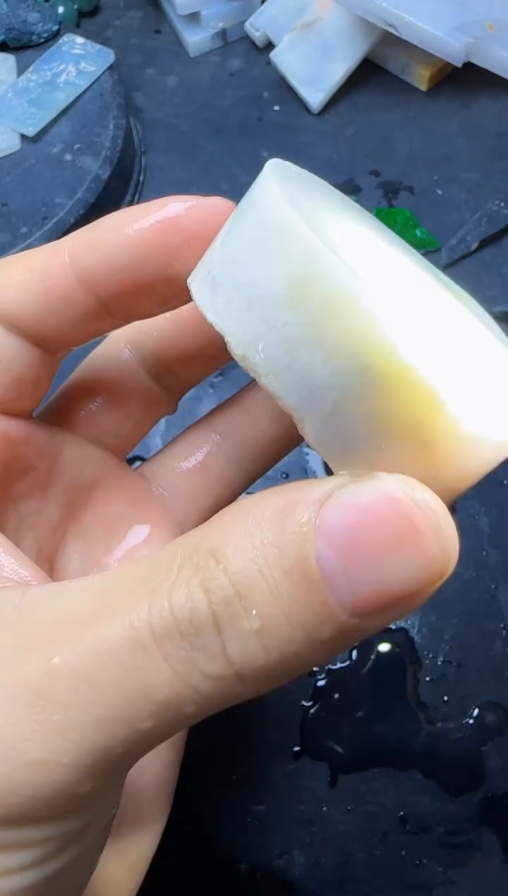 【闪购商品】翡翠颈饰未镶嵌015翡翠