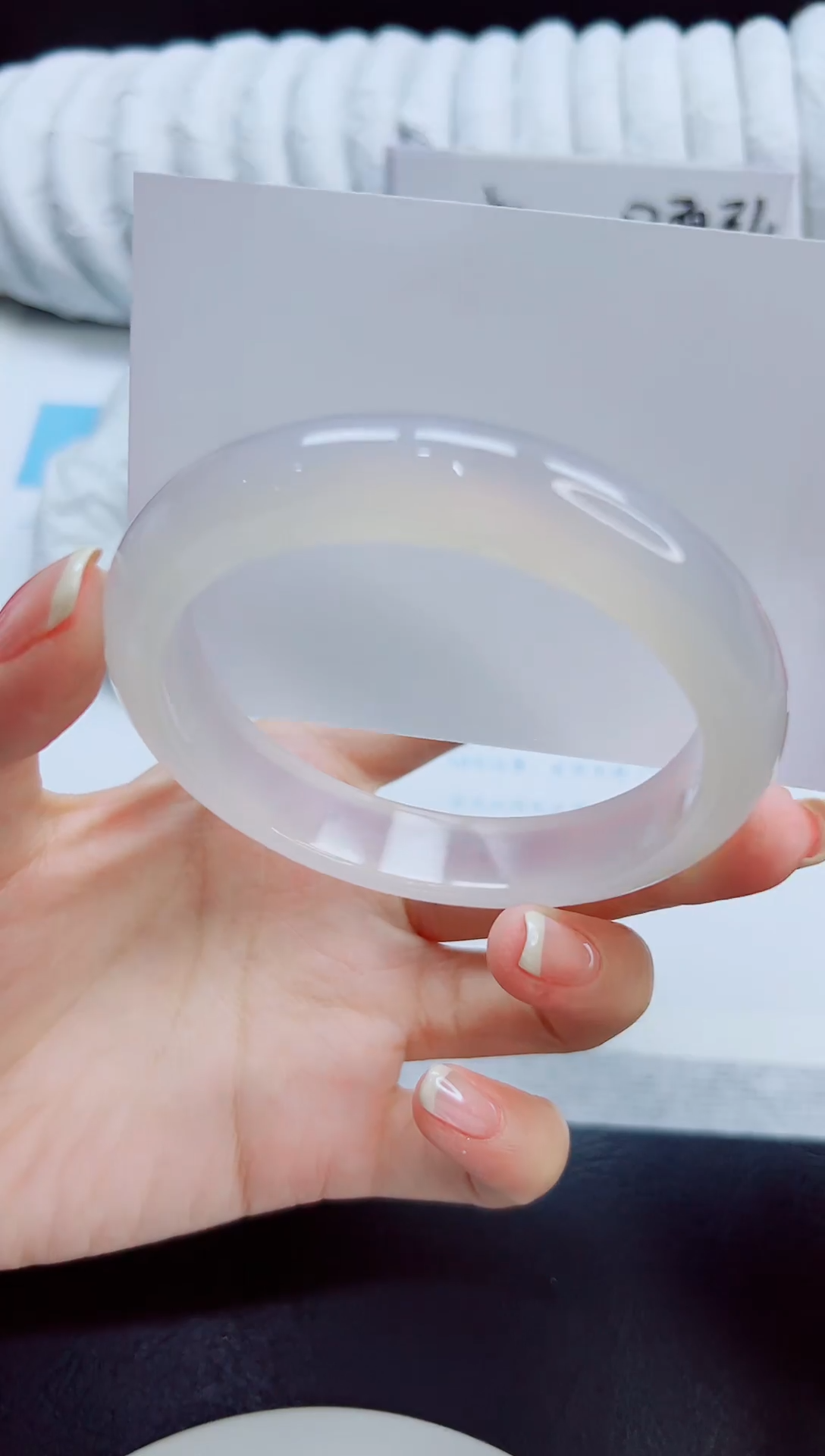 手镯玛瑙/玉髓未镶嵌28/60.3 MN