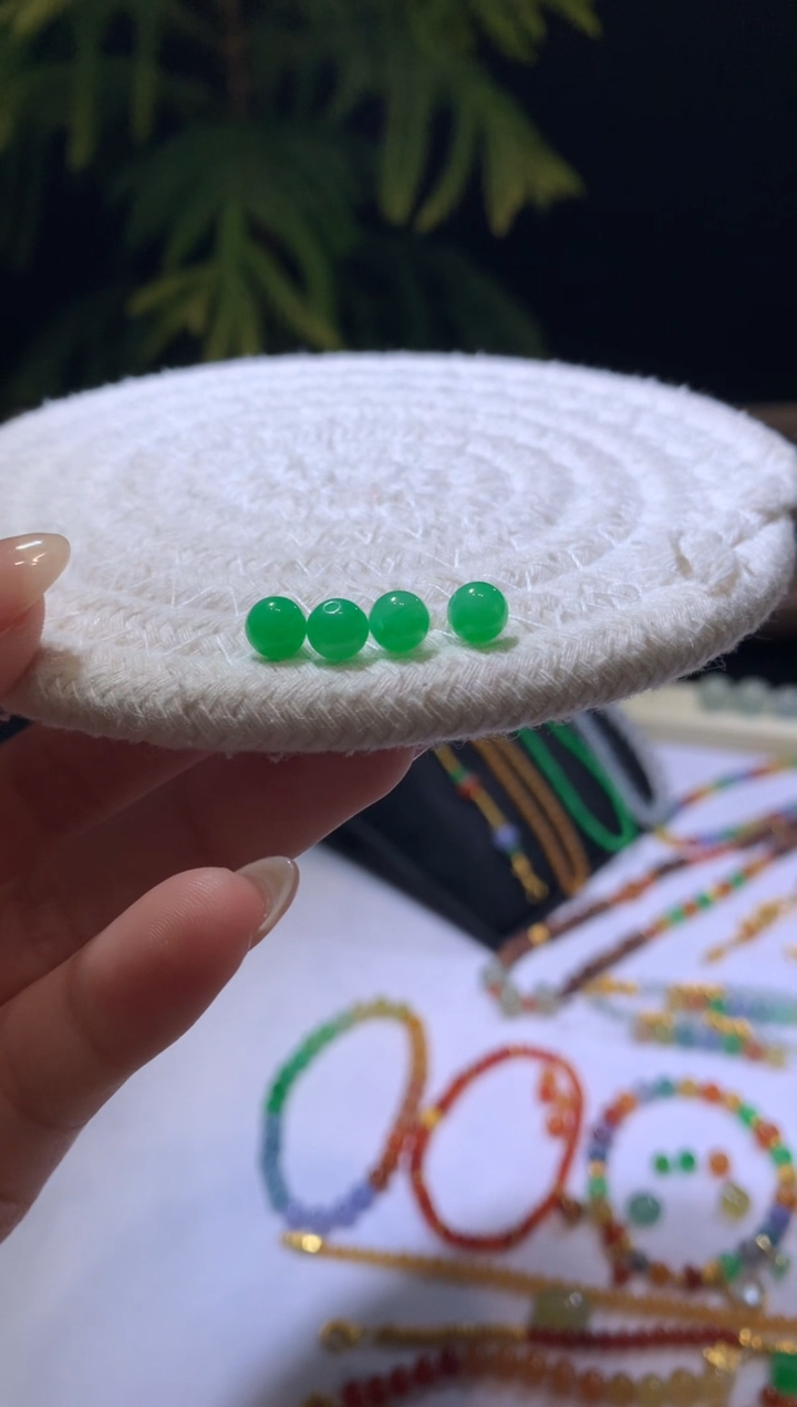 【闪购商品】定制翡翠未镶嵌多样性发货一件发货珠子3800+380