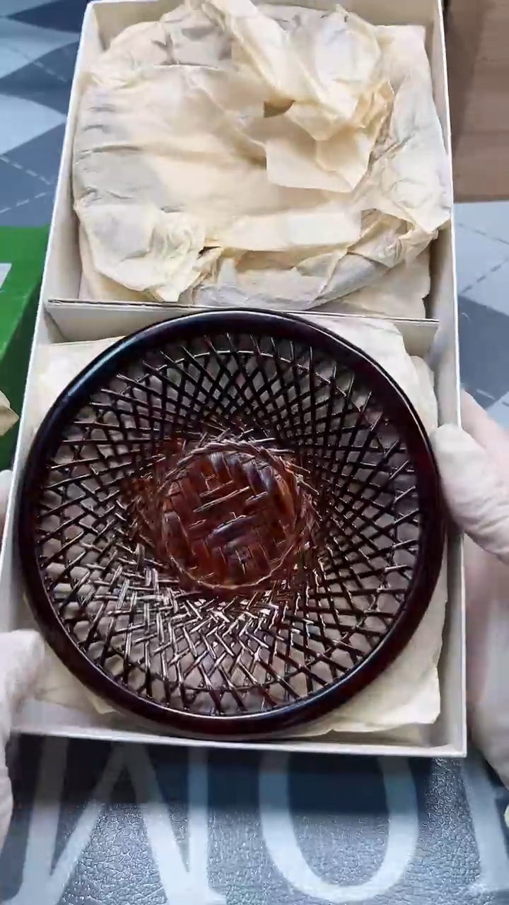 瓷片陶瓷如图所示周边