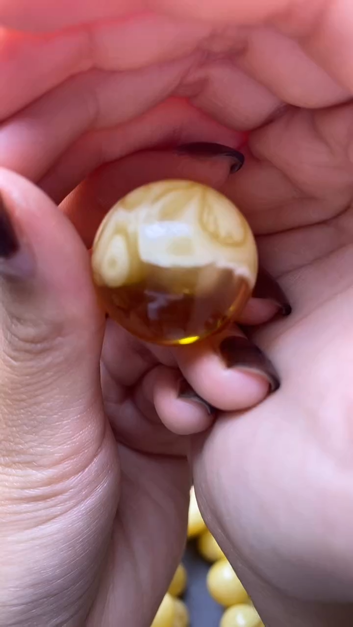 【闪购商品】琥珀裸石未镶嵌蜜蜡.42