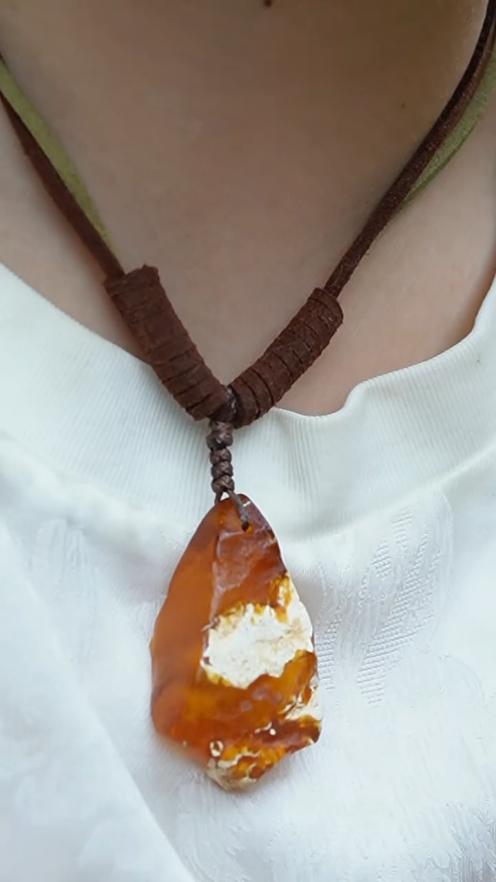 【闪购商品】琥珀裸石未镶嵌原石