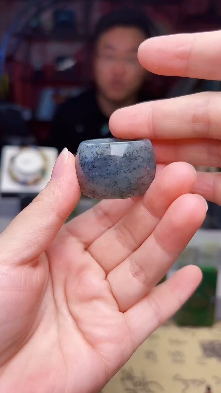 和田玉未镶嵌把件203