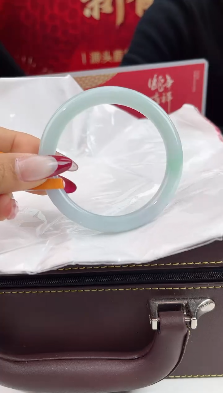 【闪购商品】翡翠手镯未镶嵌9翡翠手镯