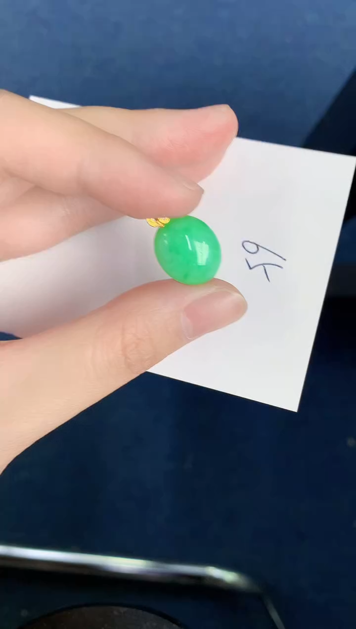 【闪购商品】翡翠颈饰18K金镶嵌000000000