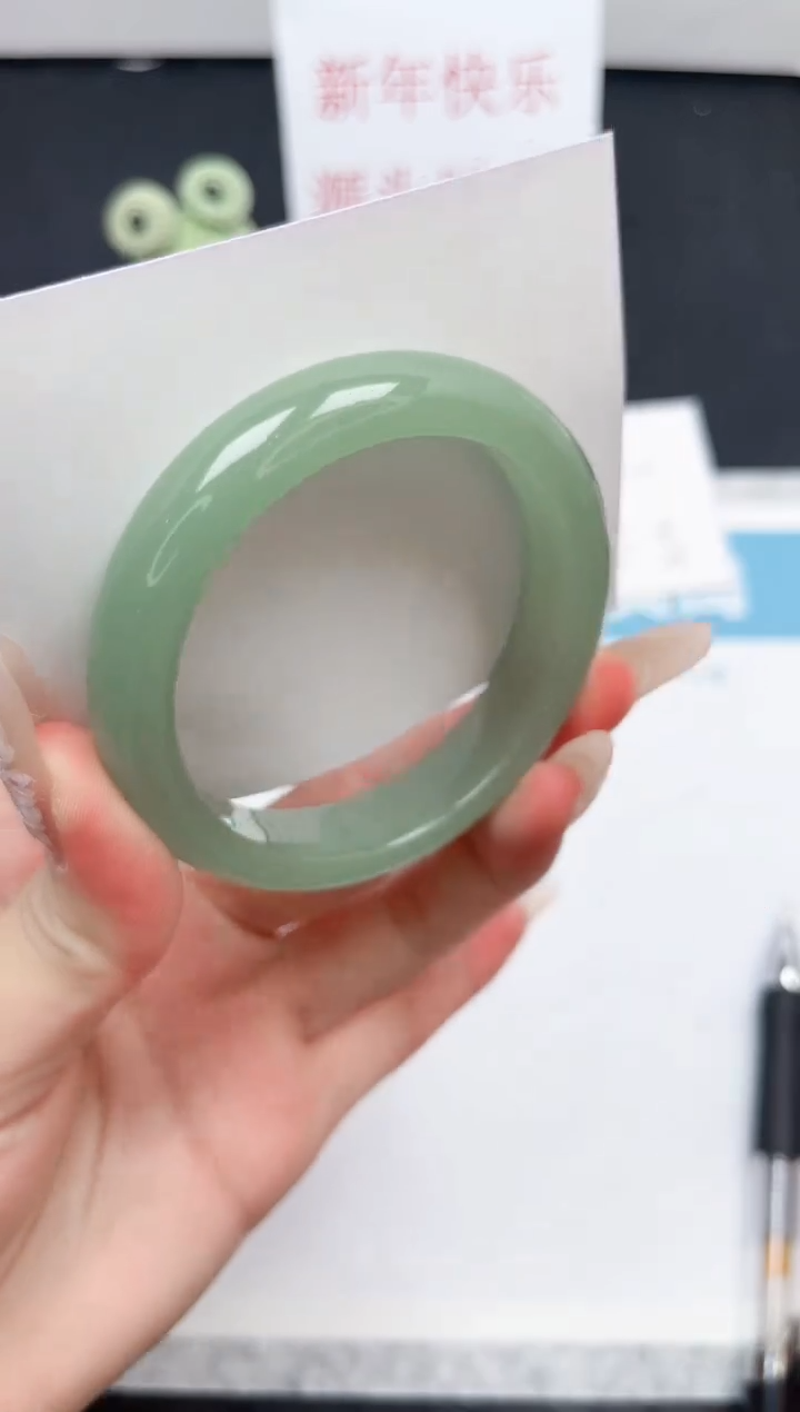 【闪购商品】石英质玉手镯未镶嵌193-53.2