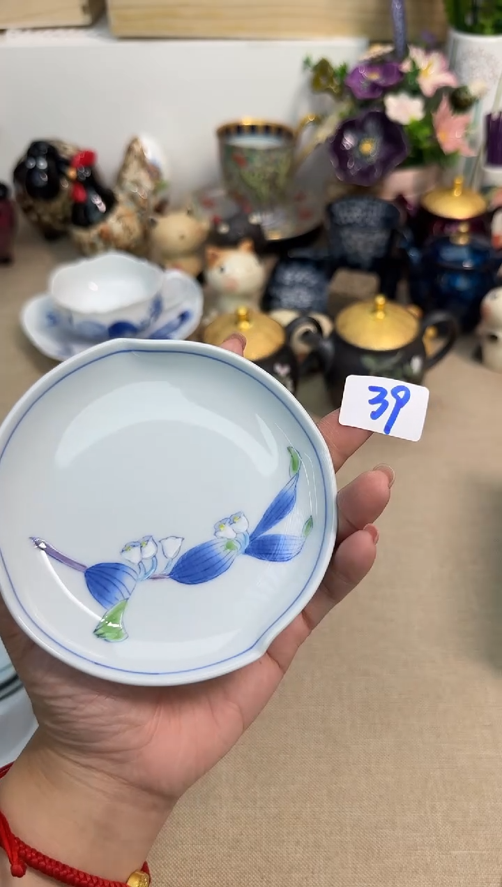 瓷片辰辰家的瓷器真好看