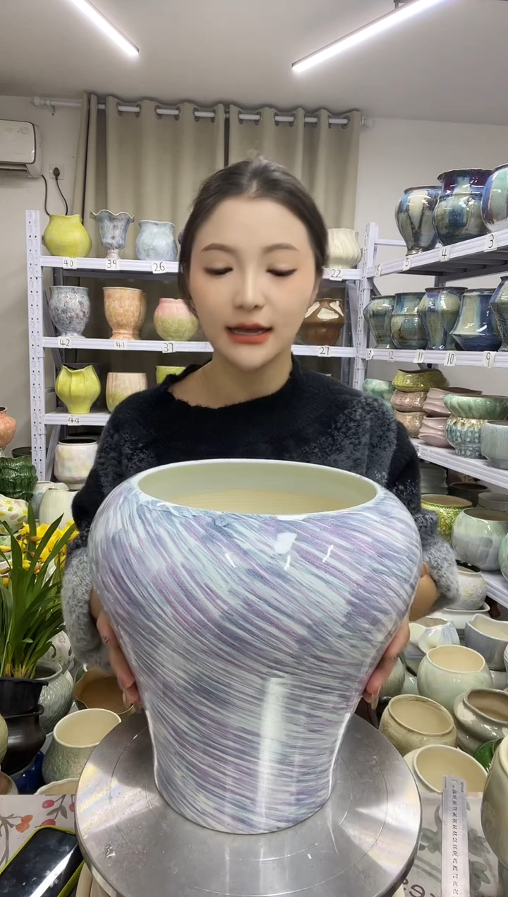 【花盆链接】  高 ：28 口：20