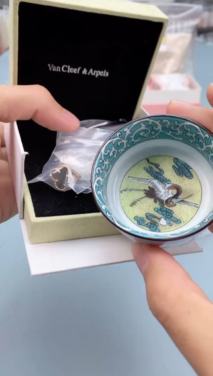 瓷片新号开播，前场Ⅰ折