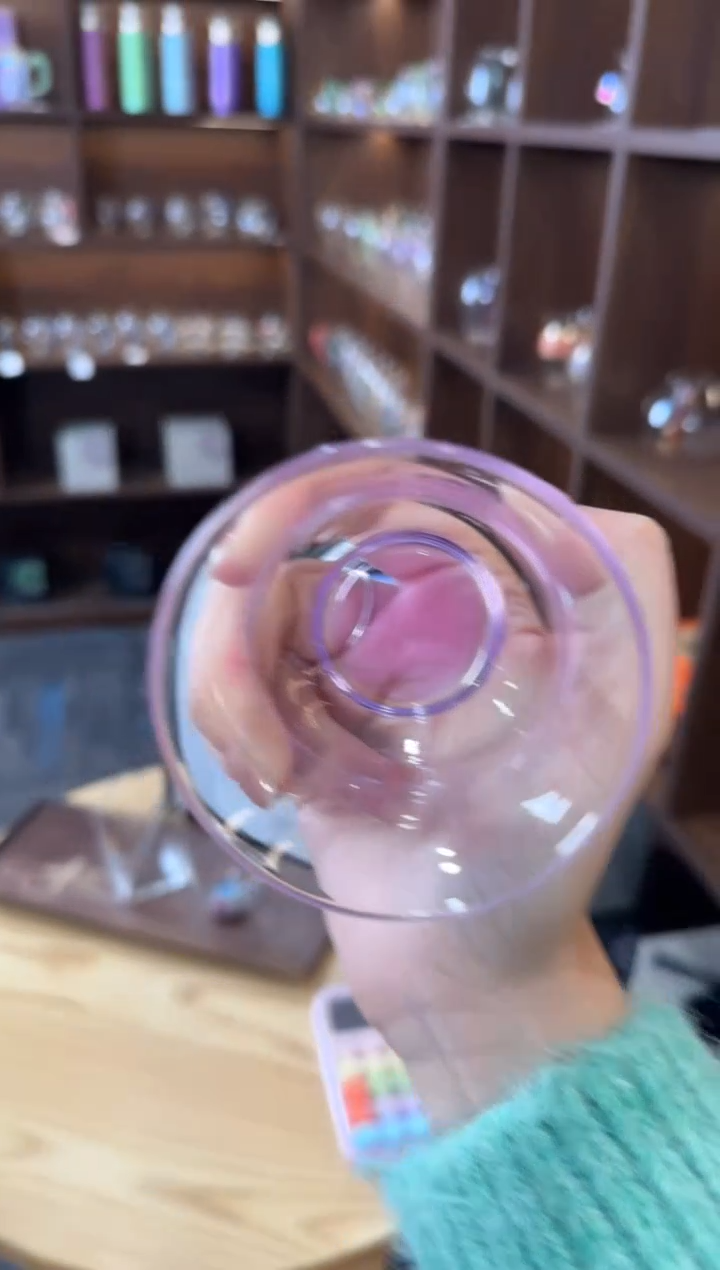 禾器清杯浅紫色。