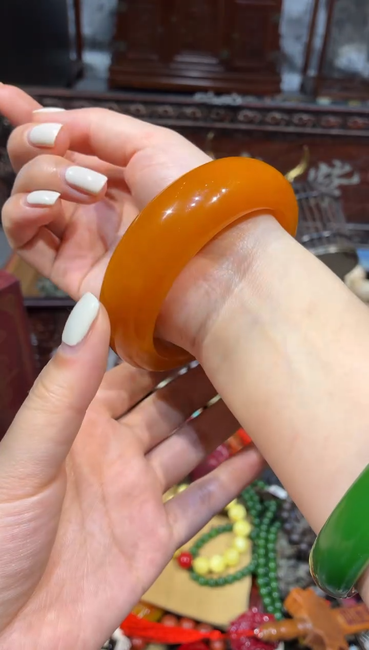裸石蜜蜡未镶嵌慧心甄选直播推荐