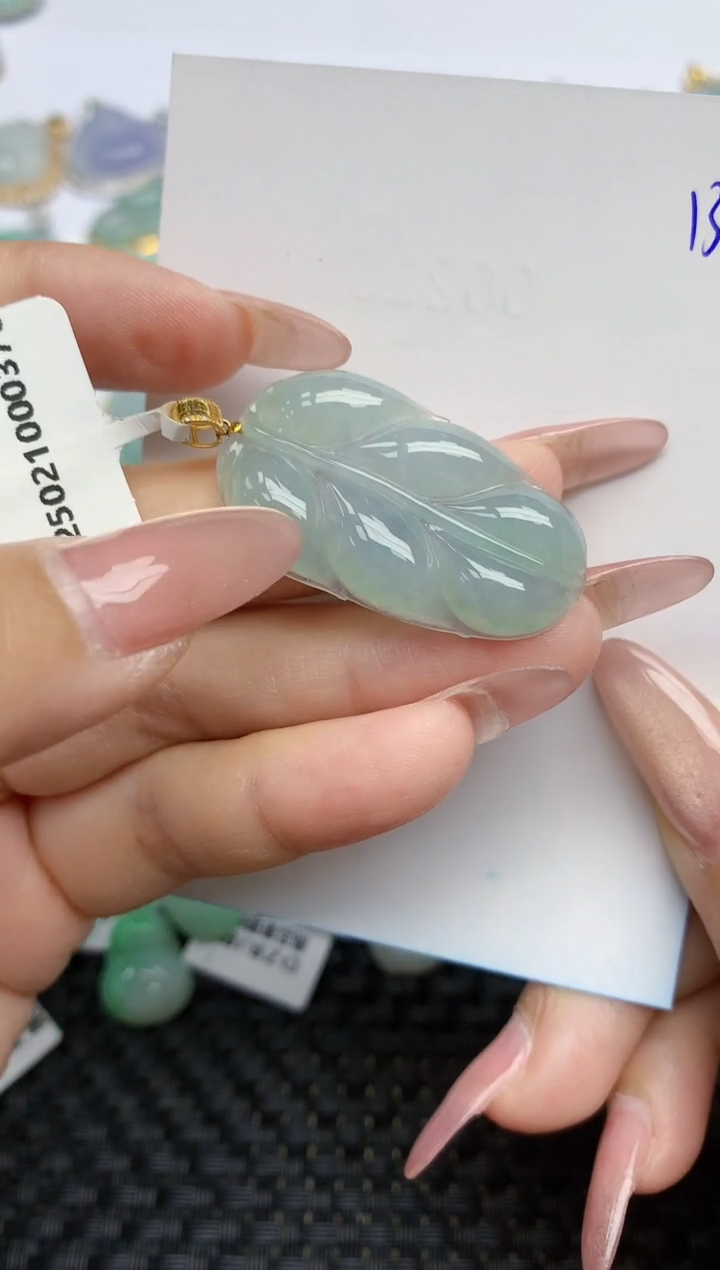 【闪购商品】翡翠颈饰18K金镶嵌天然A货翡翠 134