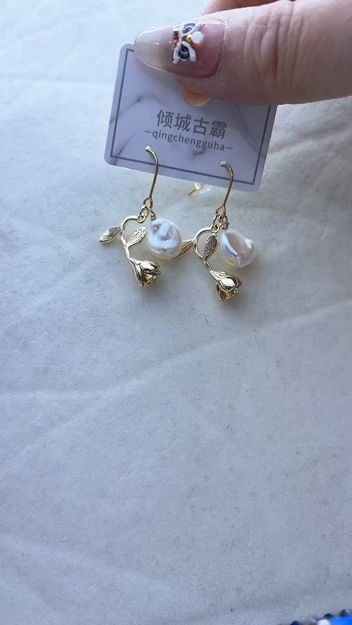 【闪购商品】淡水珍珠耳饰银S925镶嵌154