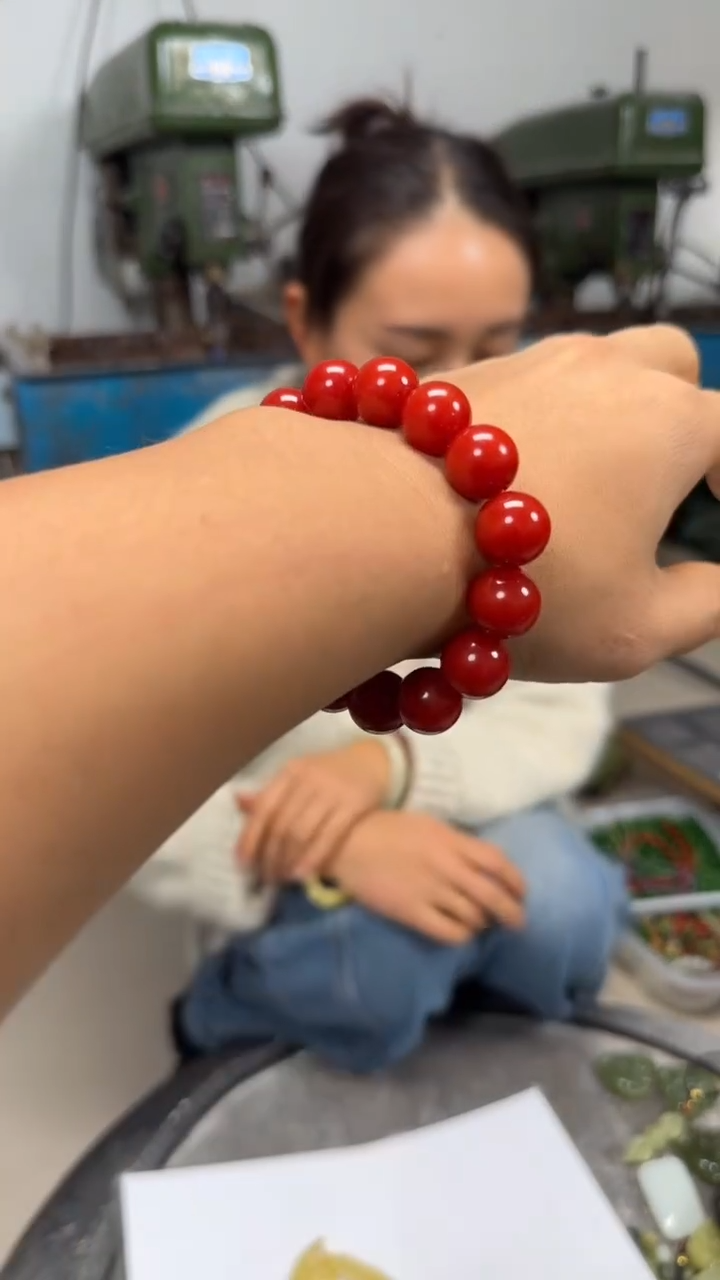 满红卡14圆珠手串