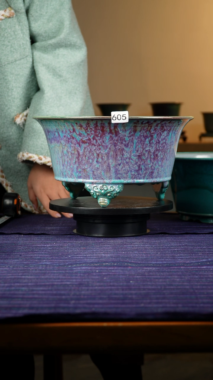 雾**花605瑞兽足窑变桩盆