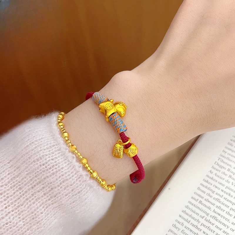 铜合金手链 马上有钱方形福牌红绳手链马年生肖编织手绳女送礼物
