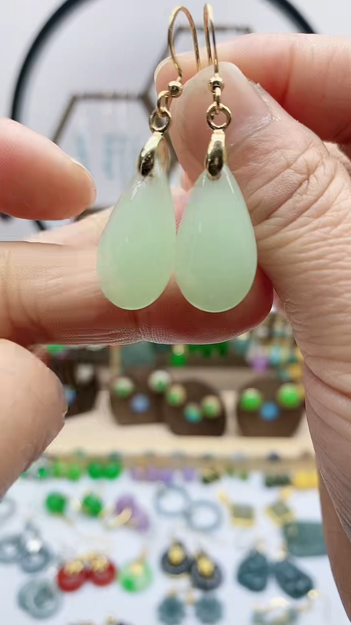 未镶嵌和田玉耳饰31