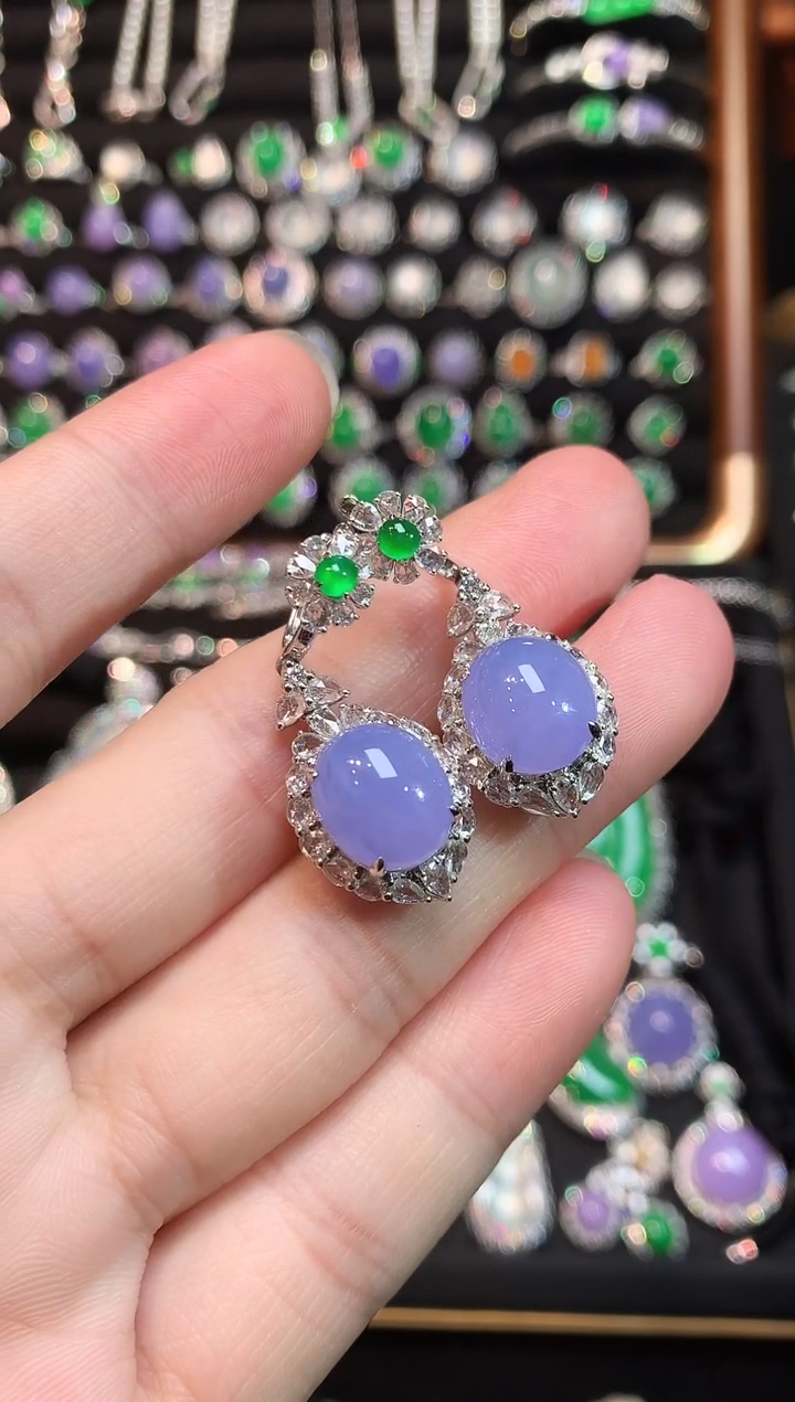 18K金镶嵌翡翠耳饰高冰紫罗兰鸽子蛋耳坠