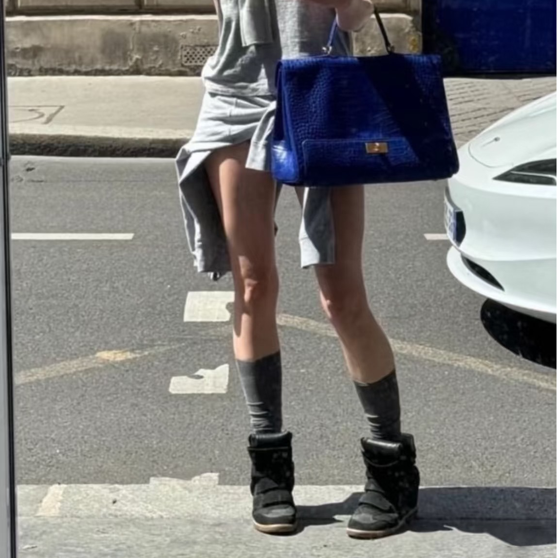 2025新款隐藏式内增高帮鞋欧美真皮休闲魔术贴坡跟运动鞋