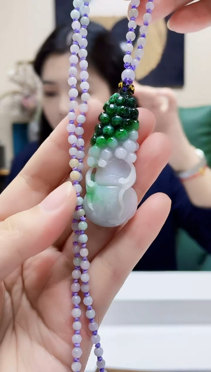 未镶嵌定制翡翠吊坠84