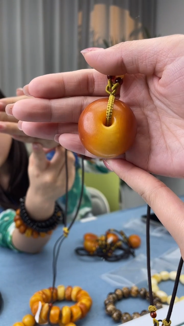 【闪购商品】蜜蜡珠宝奇石未镶嵌假一罚十，发一件023