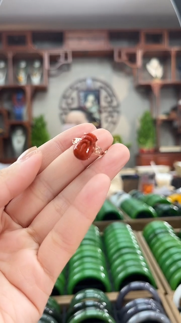 未镶嵌南红玛瑙戒指貔貅