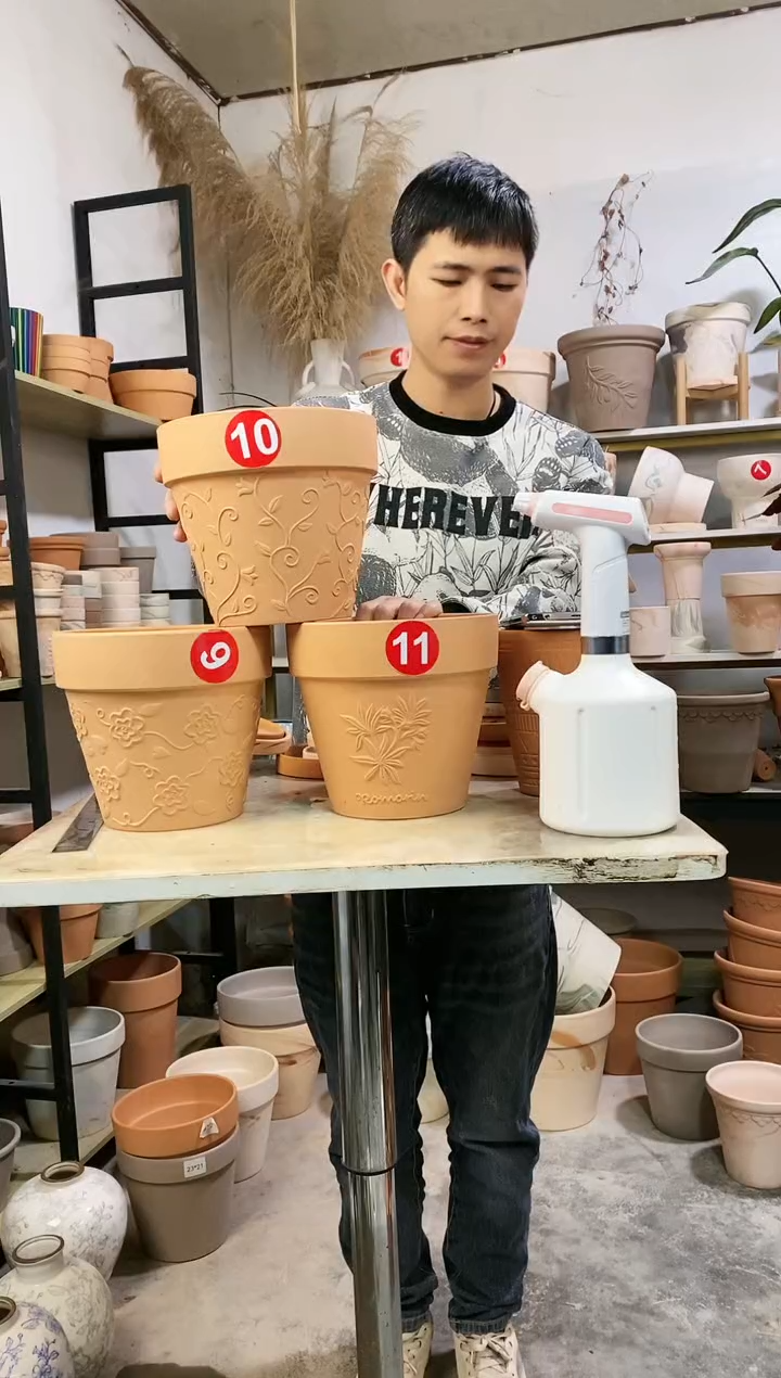 【闪购商品】红陶20*19红陶国际浮雕 3盆无托