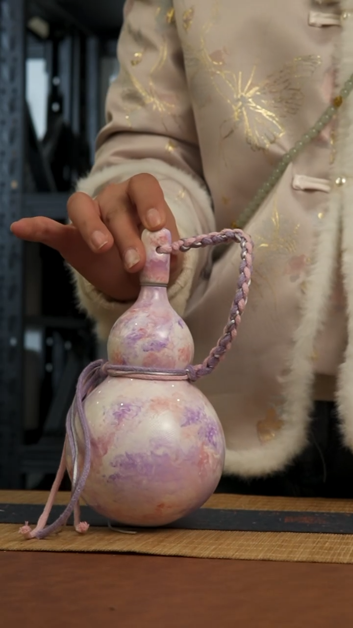 930号 天然热水酒葫芦 一物一拍（有瑕介意勿拍）