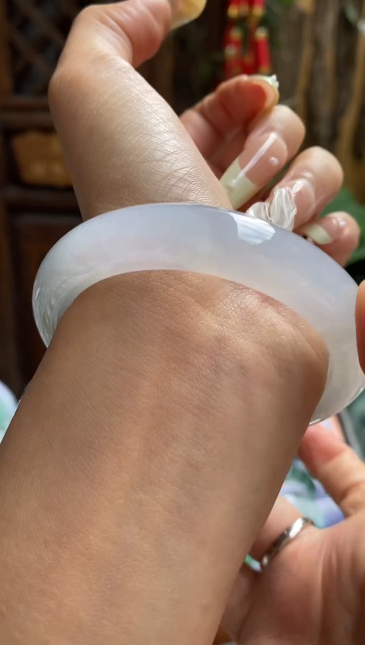 未镶嵌手镯翡翠?54正圈