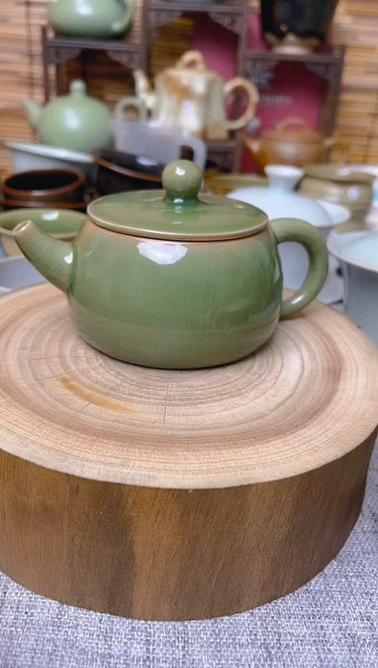 【闪购商品】瓷片原生态原矿葱绿无盖壶