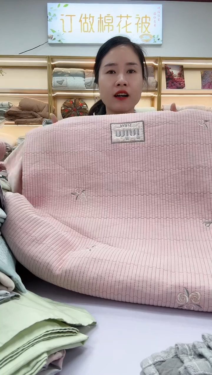 棉品牌天丝刺绣床盖三件套 