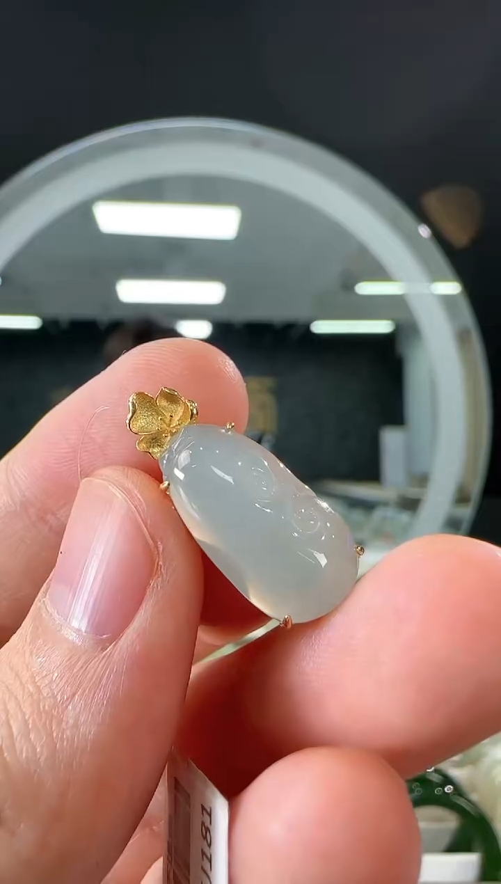 吊坠(不含链)18K金镶嵌翡翠翡翠吊坠