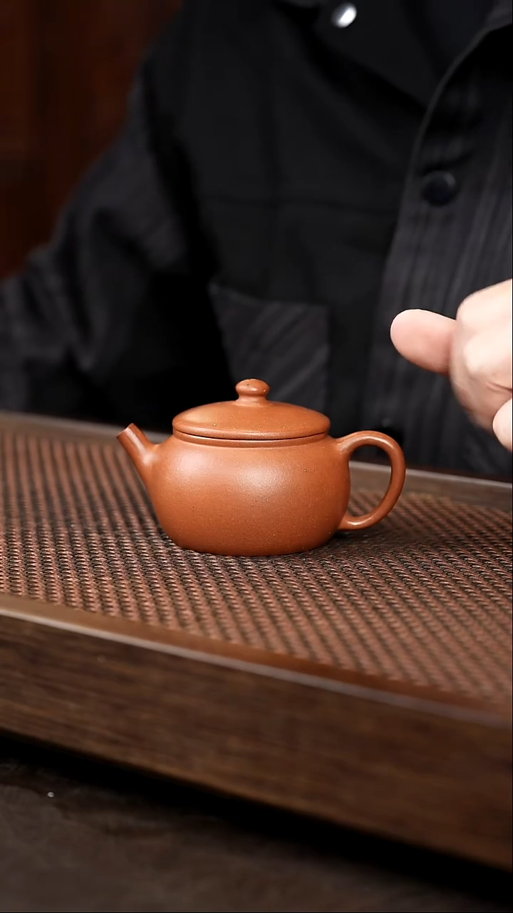 茶壶紫砂红泥汉瓦