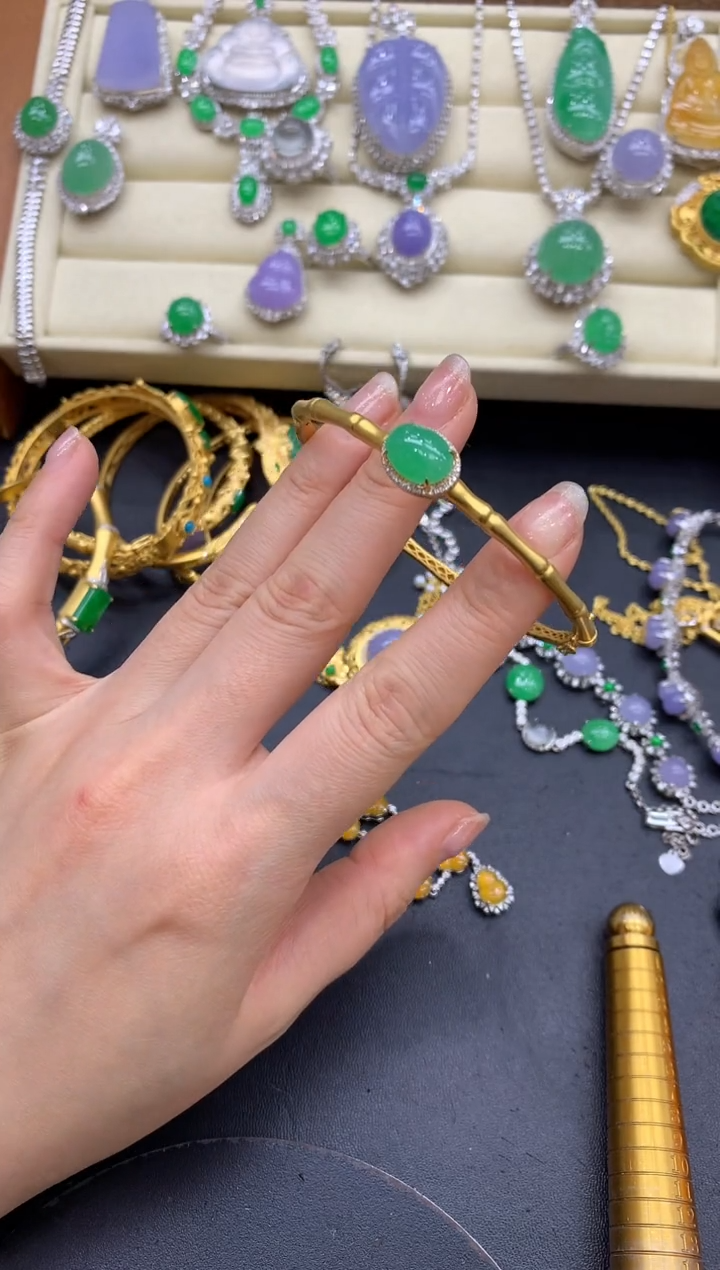 【闪购商品】翡翠手镯18K金镶嵌583-中国好珍宝