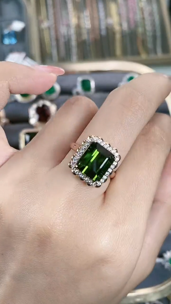 【闪购商品】碧玺戒指18K金镶嵌18K金镶嵌碧玺戒指