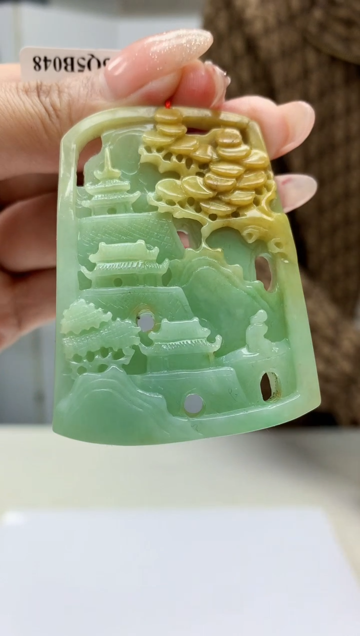 【闪购商品】定制翡翠未镶嵌4812MM-毛货挂件157