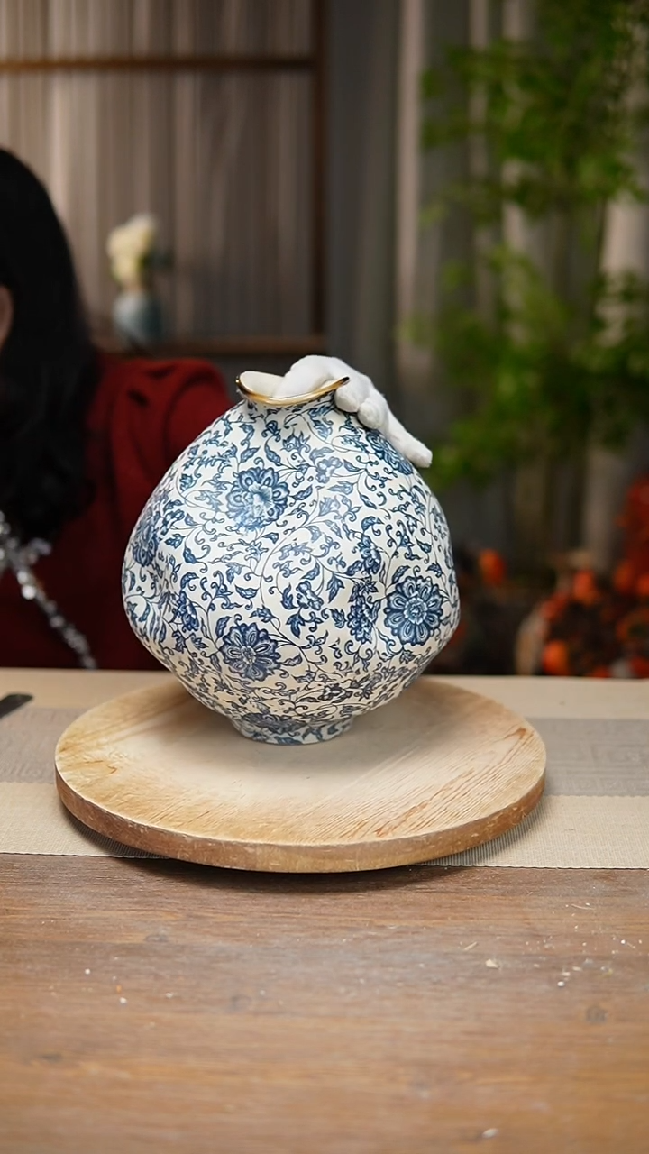 【闪购商品】陶瓷 花器青花瓷缠枝莲大肚