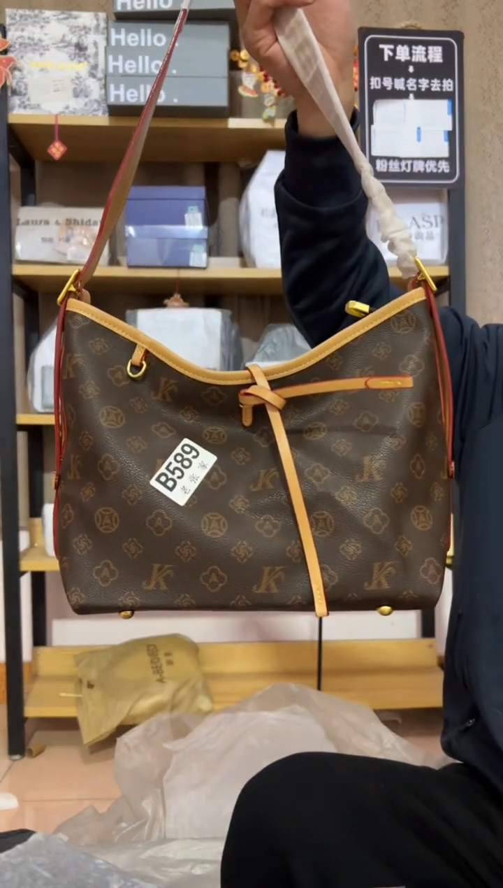 小牛剖层皮革老张家女包589