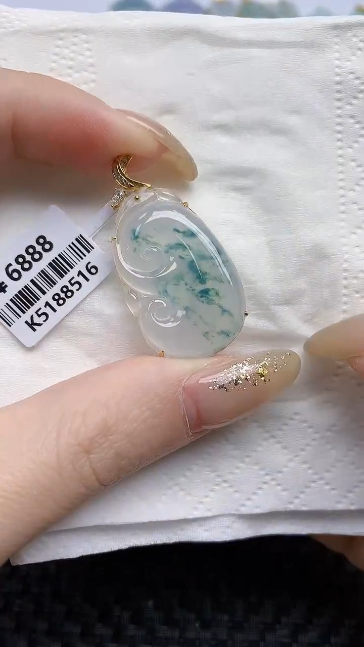 【闪购商品】翡翠颈饰18K金镶嵌天然A货翡翠 