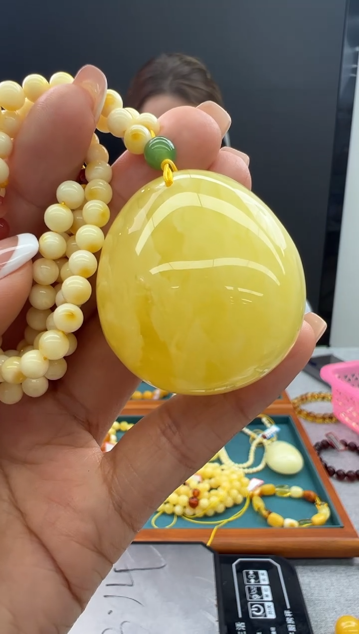 【闪购商品】未镶嵌琥珀颈饰7秒拍号