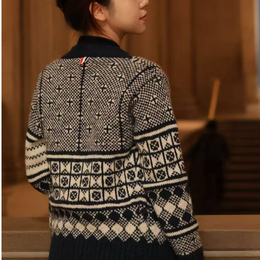 99新 THOMBROWNE 02187 羊毛针织开衫 0码 