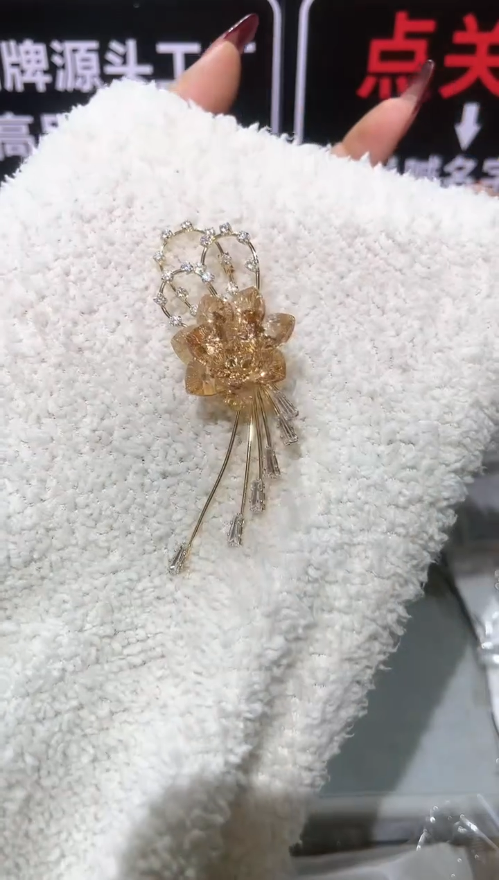 无铜合金精品饰界