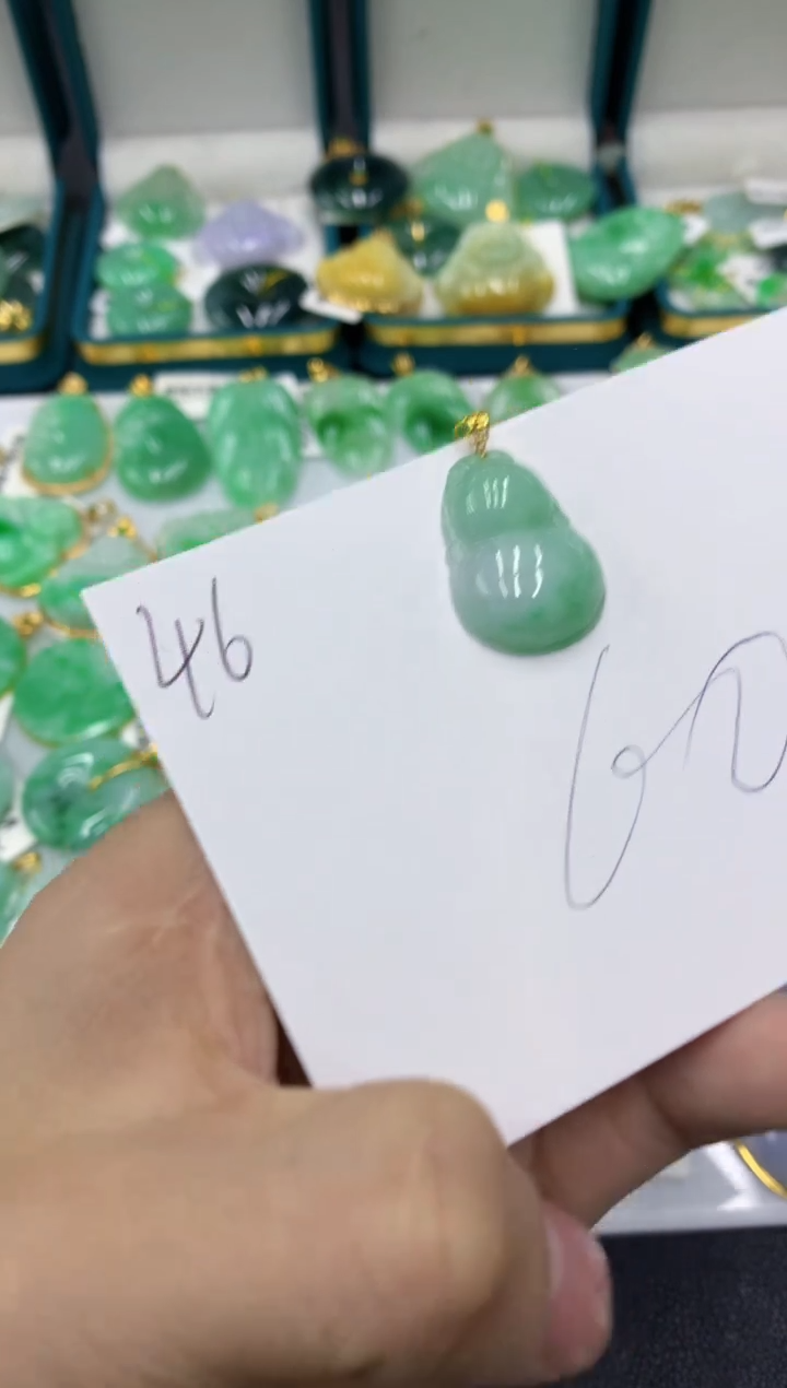 【闪购商品】翡翠颈饰18K金镶嵌号链接11111