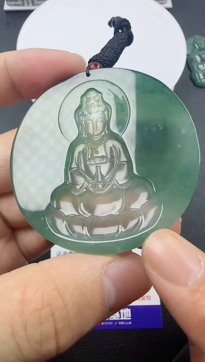 【闪购商品】翡翠颈饰未镶嵌111111111111