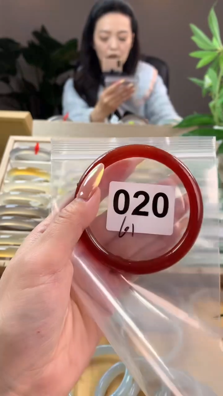 【闪购商品】玛瑙/玉髓手镯未镶嵌020