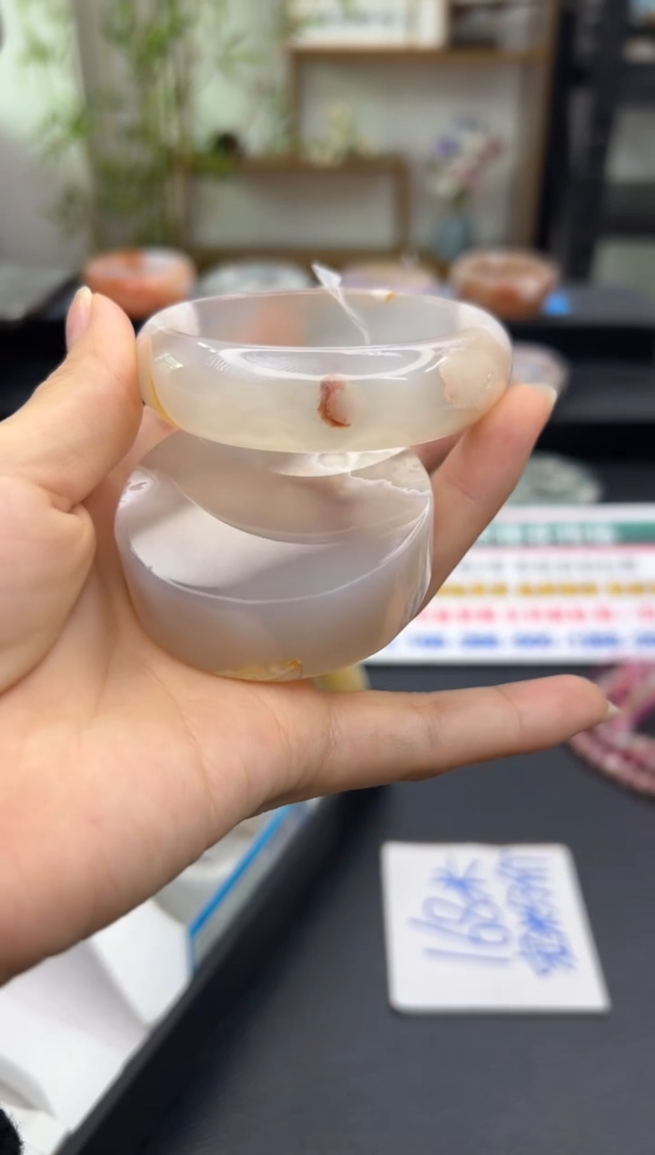 【闪购商品】石英质玉手镯未镶嵌C139(56圈赠送镯心)