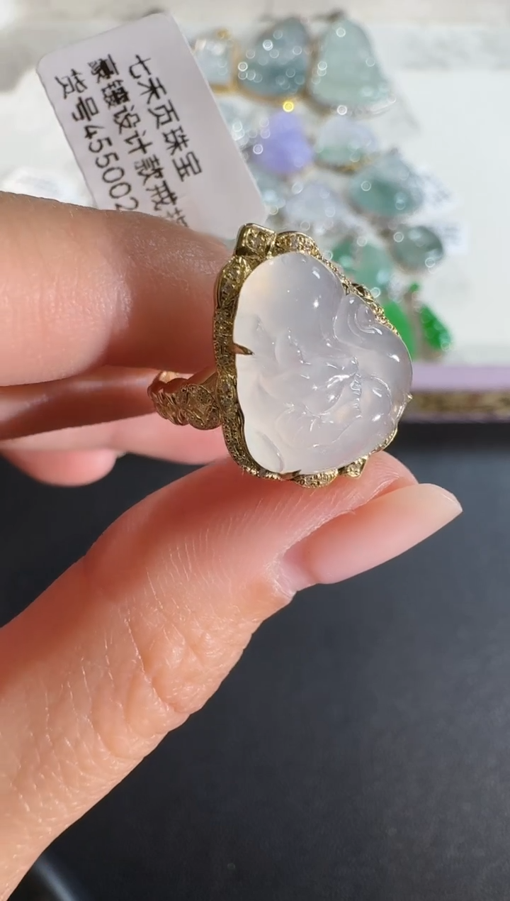 【闪购商品】翡翠吊坠(不含链)18K金镶嵌【新春福利】钻石镶嵌