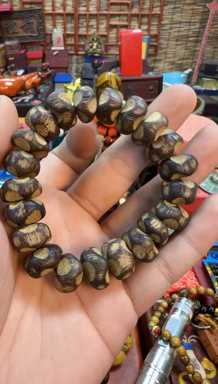 【闪购商品】滴血莲花菩提吊坠当天订单当天直发如图所示