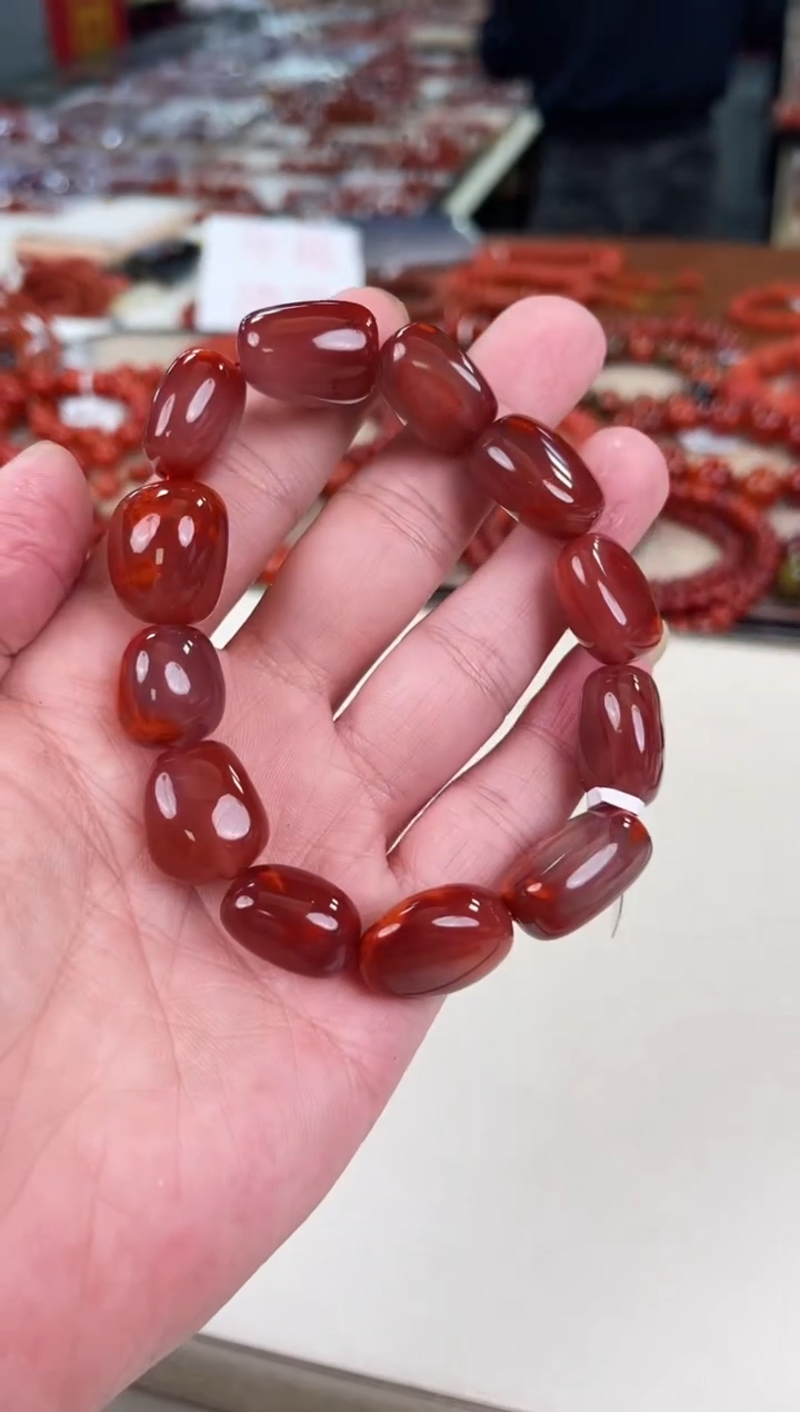 未镶嵌瓦西随型手串南红玛瑙（多样式发其一）
